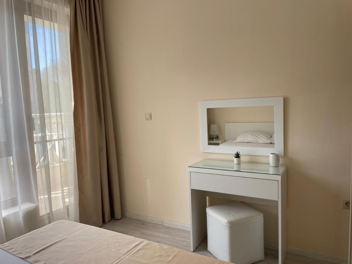 Deluxe Apartment Varna South Bay Beach Residence Exteriör bild